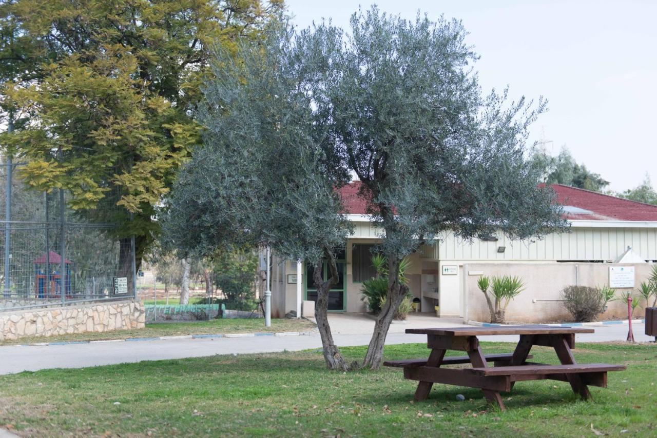 Hi - Maayan Harod Hostel Gid'ona Exteriör bild